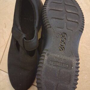 Ecco soft mary jane style walking shoes 39